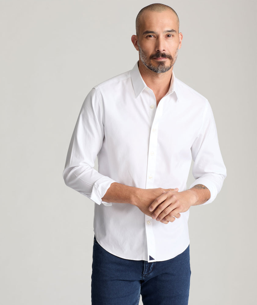 Model is wearing UNTUCKit Las Cases shirt.